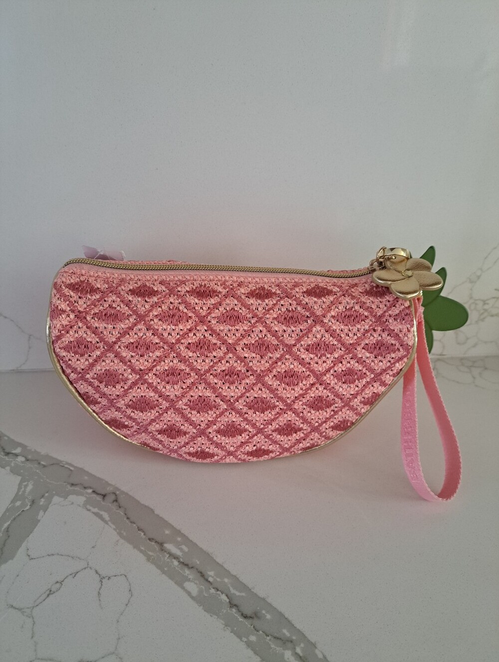 BBW Pineapple Bag - New
